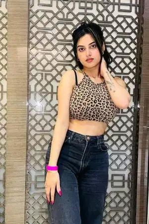 escorts service in Lucknow