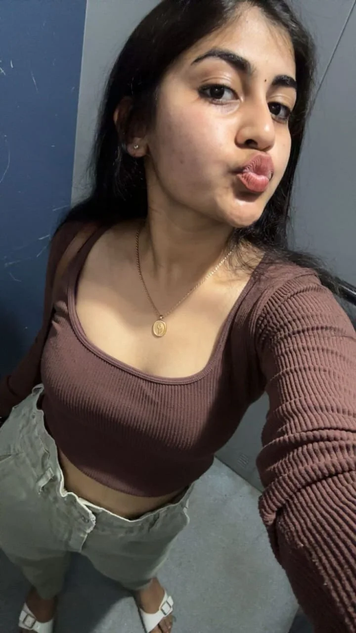 Busty escorts in Lucknow