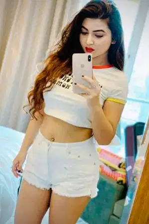 Top female escort available in Lucknow